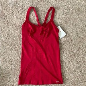 Nike Women’s Red Tank Size Small